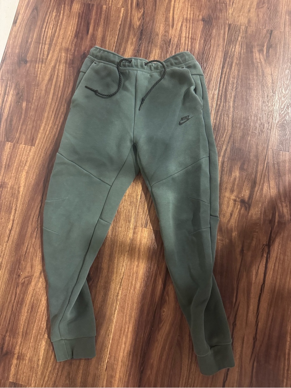 Nike Men's Tech Olive Green Jogger Sweatpants